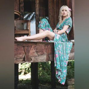 Spell Babushka in turquoise or trade for M